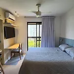 Flat Confortavel Proximo A Praia!